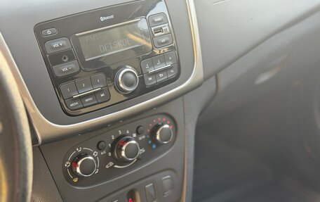 Renault Sandero II рестайлинг, 2020 год, 1 049 000 рублей, 18 фотография