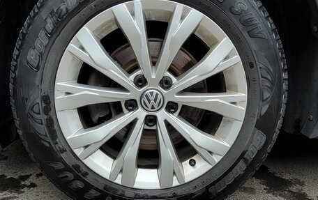 Volkswagen Tiguan II, 2020 год, 2 500 000 рублей, 5 фотография