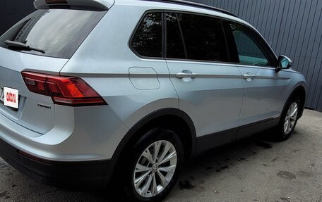 Volkswagen Tiguan II, 2020 год, 2 500 000 рублей, 4 фотография