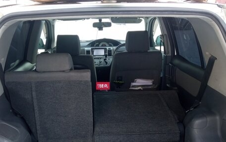 Toyota Raum II, 2005 год, 650 000 рублей, 13 фотография