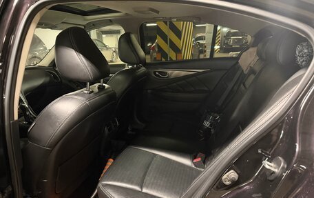 Infiniti Q50 I рестайлинг, 2017 год, 2 200 000 рублей, 10 фотография