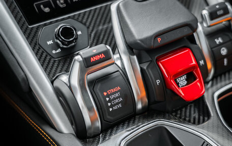 Lamborghini Urus I, 2019 год, 21 000 000 рублей, 32 фотография