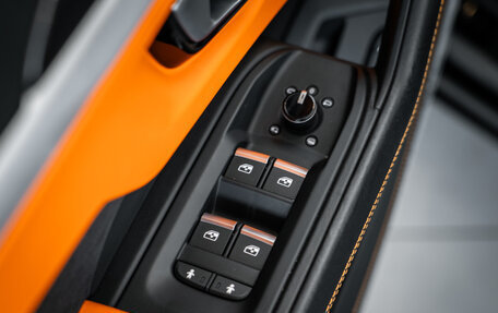 Lamborghini Urus I, 2019 год, 21 000 000 рублей, 26 фотография