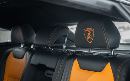 Lamborghini Urus I, 2019 год, 21 000 000 рублей, 27 фотография