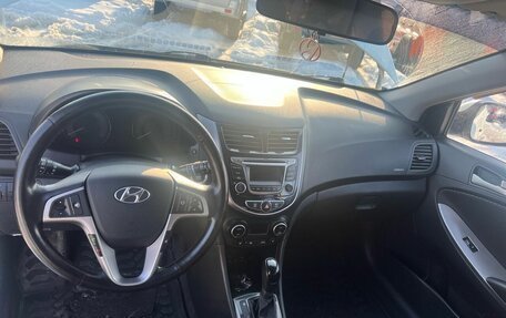 Hyundai Solaris II рестайлинг, 2016 год, 1 135 000 рублей, 5 фотография