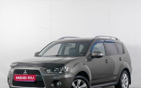 Mitsubishi Outlander III рестайлинг 3, 2010 год, 1 249 000 рублей, 4 фотография