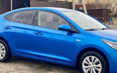 Hyundai Solaris II рестайлинг, 2019 год, 1 150 000 рублей, 5 фотография