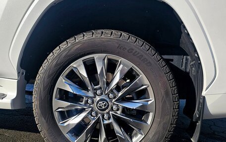 Toyota Land Cruiser, 2021 год, 10 900 000 рублей, 15 фотография