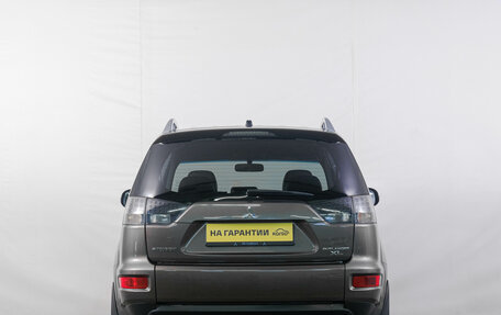 Mitsubishi Outlander III рестайлинг 3, 2010 год, 1 249 000 рублей, 6 фотография