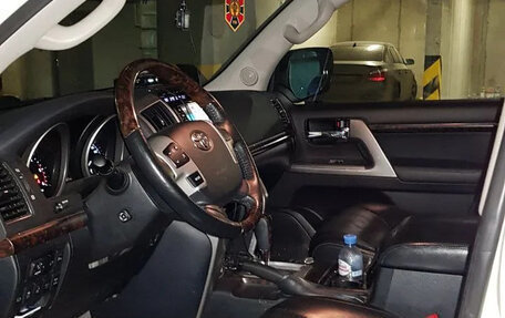 Toyota Land Cruiser 200, 2014 год, 3 900 000 рублей, 5 фотография