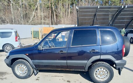 Chevrolet Niva I рестайлинг, 2004 год, 270 000 рублей, 5 фотография