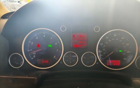 Volkswagen Touareg III, 2005 год, 710 000 рублей, 2 фотография