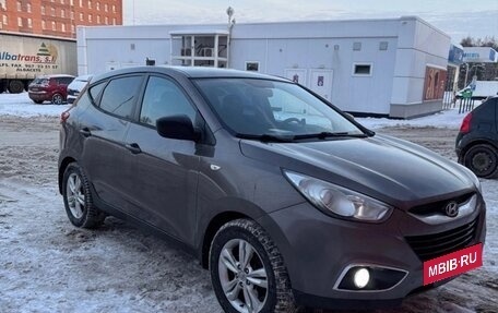 Hyundai ix35 I рестайлинг, 2011 год, 930 000 рублей, 3 фотография