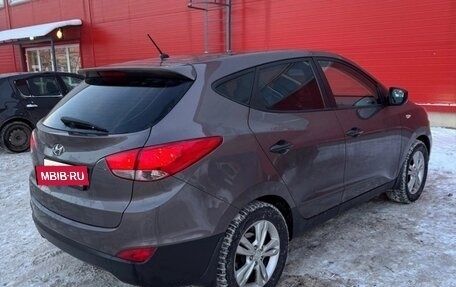 Hyundai ix35 I рестайлинг, 2011 год, 930 000 рублей, 5 фотография