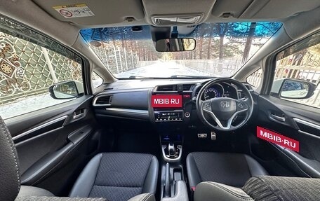 Honda Fit III, 2017 год, 1 150 000 рублей, 2 фотография