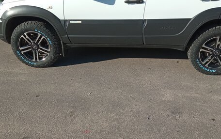 Chevrolet Niva I рестайлинг, 2014 год, 700 000 рублей, 25 фотография