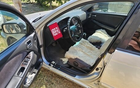 Toyota Avensis III рестайлинг, 2002 год, 420 000 рублей, 2 фотография