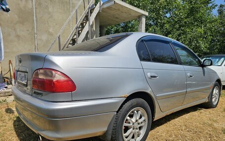 Toyota Avensis III рестайлинг, 2002 год, 420 000 рублей, 17 фотография