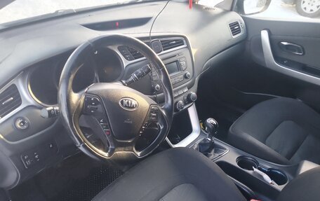 KIA cee'd III, 2015 год, 1 300 000 рублей, 2 фотография