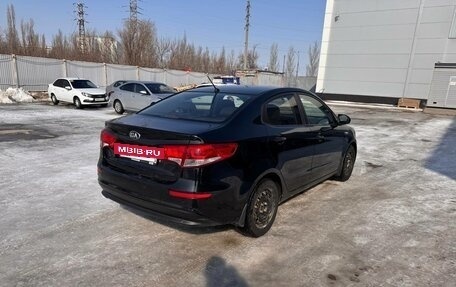 KIA Rio III рестайлинг, 2016 год, 896 000 рублей, 3 фотография
