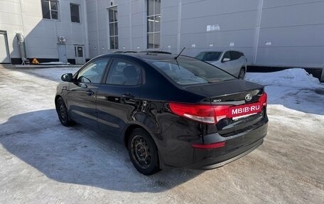 KIA Rio III рестайлинг, 2016 год, 896 000 рублей, 2 фотография