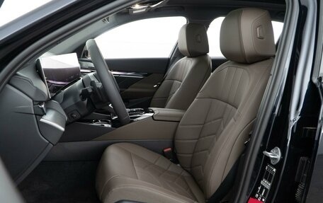 BMW 5 серия, 2025 год, 8 783 055 рублей, 15 фотография