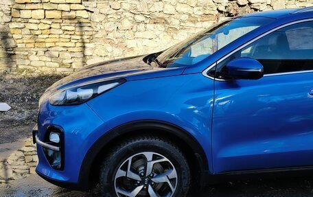 KIA Sportage IV рестайлинг, 2020 год, 2 450 000 рублей, 3 фотография