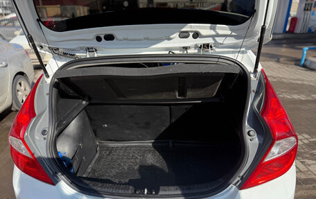 Hyundai Solaris II рестайлинг, 2014 год, 890 000 рублей, 11 фотография