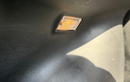 Hyundai Solaris II рестайлинг, 2014 год, 890 000 рублей, 18 фотография