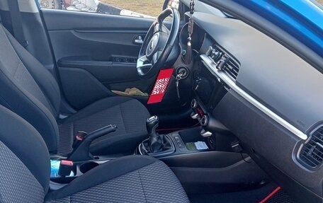 KIA Rio IV, 2017 год, 1 400 000 рублей, 9 фотография