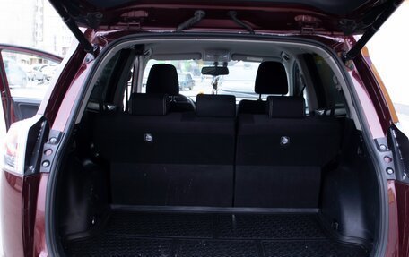 Toyota RAV4, 2017 год, 2 350 000 рублей, 18 фотография