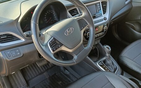 Hyundai Solaris II рестайлинг, 2019 год, 1 600 000 рублей, 13 фотография