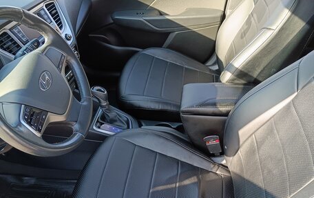 Hyundai Solaris II рестайлинг, 2019 год, 1 600 000 рублей, 10 фотография