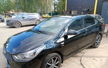 Hyundai Solaris II рестайлинг, 2019 год, 1 600 000 рублей, 23 фотография