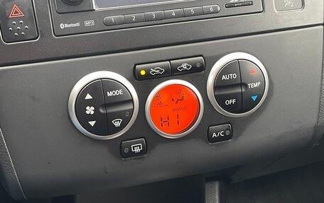 Nissan Tiida, 2011 год, 790 000 рублей, 7 фотография