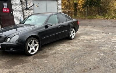 Mercedes-Benz E-Класс, 2003 год, 750 000 рублей, 1 фотография