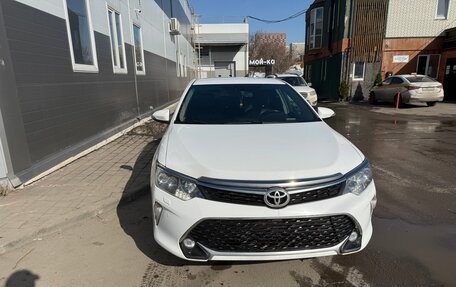 Toyota Camry, 2018 год, 2 250 000 рублей, 1 фотография