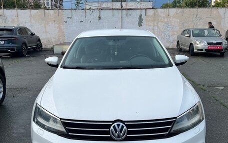 Volkswagen Jetta VI, 2015 год, 1 100 000 рублей, 1 фотография