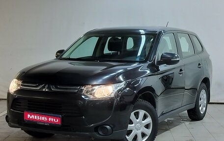 Mitsubishi Outlander III рестайлинг 3, 2013 год, 1 250 000 рублей, 1 фотография