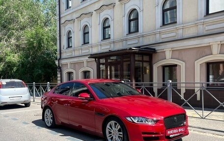Jaguar XE I рестайлинг, 2015 год, 1 590 000 рублей, 13 фотография