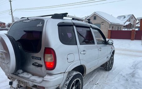 Chevrolet Niva I рестайлинг, 2005 год, 250 000 рублей, 4 фотография
