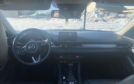 Mazda 6, 2018 год, 1 880 000 рублей, 10 фотография