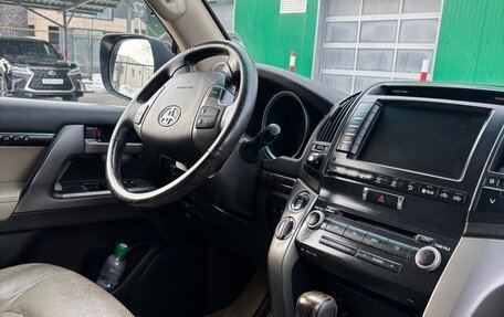 Toyota Land Cruiser 200, 2008 год, 2 795 000 рублей, 14 фотография