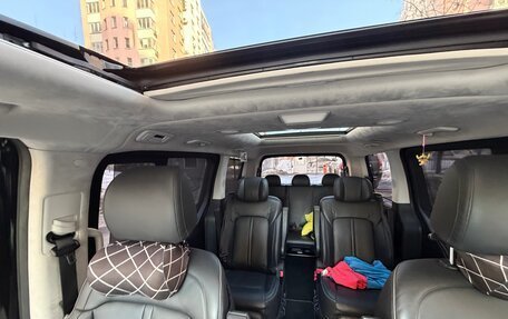 Hyundai Staria, 2022 год, 8 000 000 рублей, 4 фотография