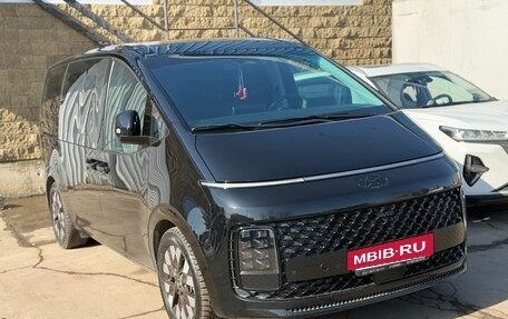 Hyundai Staria, 2022 год, 8 000 000 рублей, 3 фотография