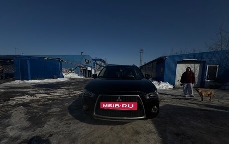 Mitsubishi Outlander III рестайлинг 3, 2010 год, 650 000 рублей, 6 фотография