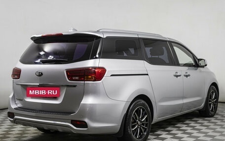 KIA Carnival III, 2019 год, 2 748 000 рублей, 5 фотография