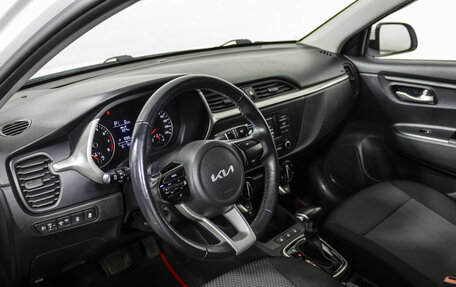 KIA Rio IV, 2022 год, 1 248 000 рублей, 10 фотография