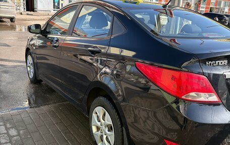 Hyundai Solaris II рестайлинг, 2014 год, 1 050 000 рублей, 3 фотография