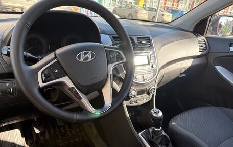 Hyundai Solaris II рестайлинг, 2014 год, 1 050 000 рублей, 8 фотография